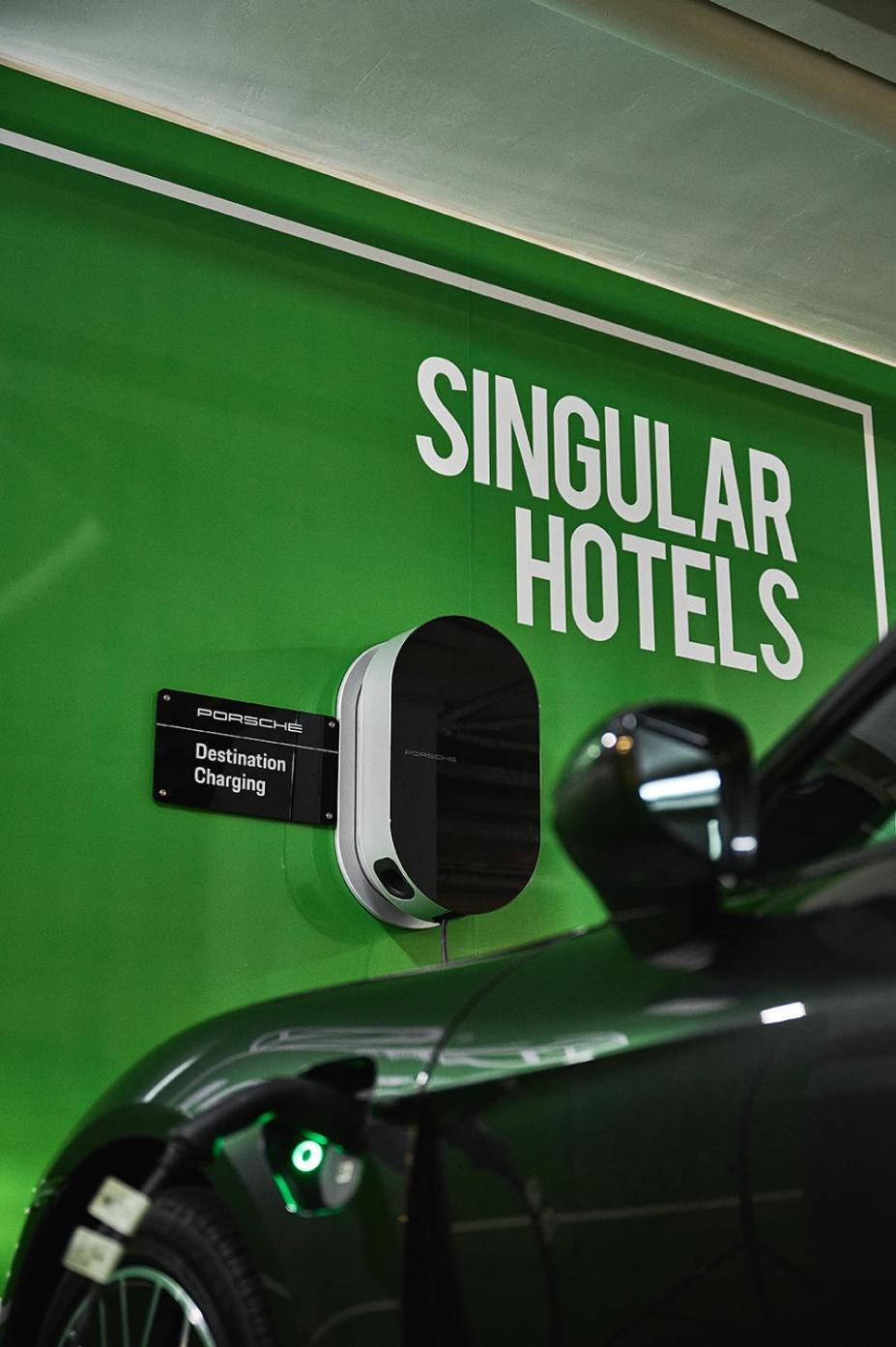 멜리아 빌라 가데아 비치 호텔 알테아 외부 사진 Porsche Destination Charging